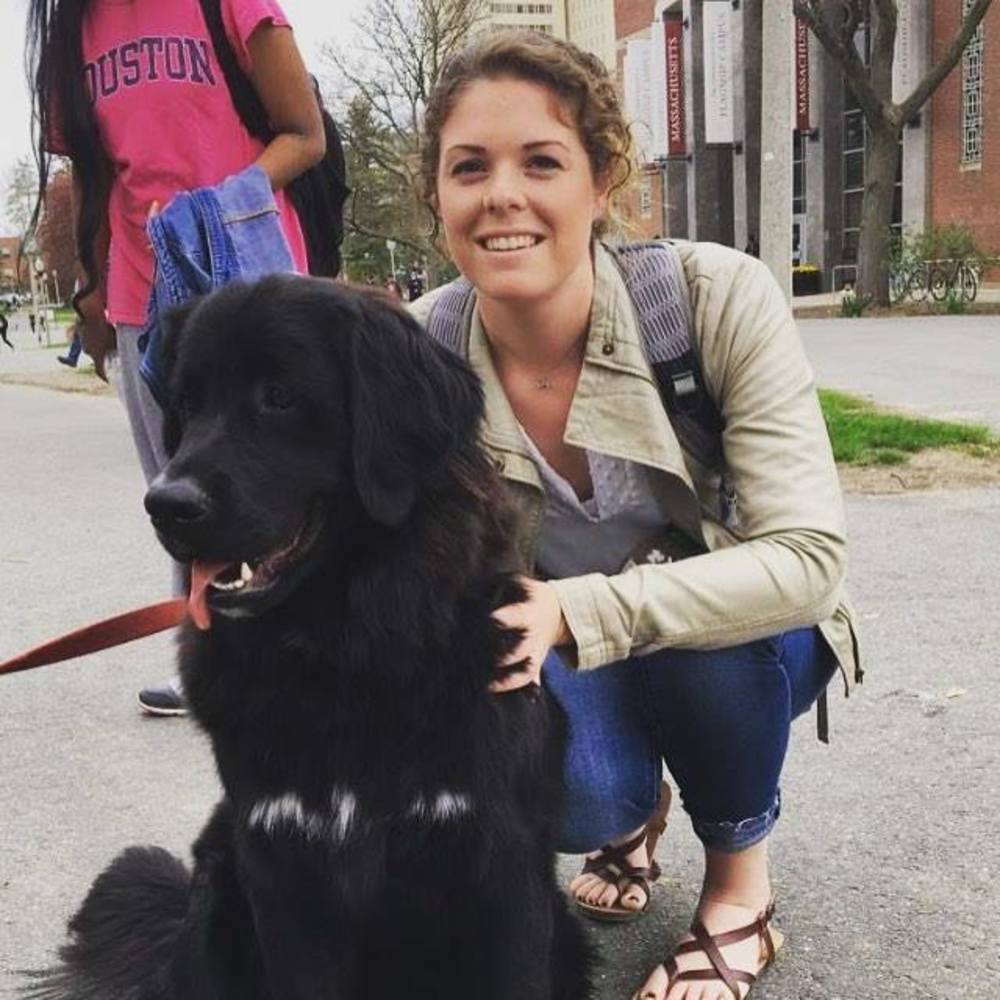 Meet your Posher, Olivia